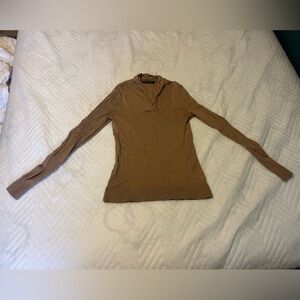 Brooks Brothers Tan Long Sleeve V-Neck Top